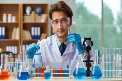 Chemical engineering in Turkey combines theoretical education and practical training in fields like process design, chemical processes, chemistry, and energy.